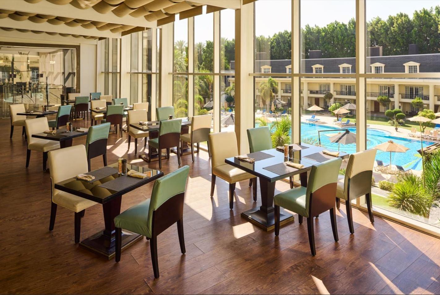 Renaissance Cairo Mirage City Hotel Luaran gambar The restaurant