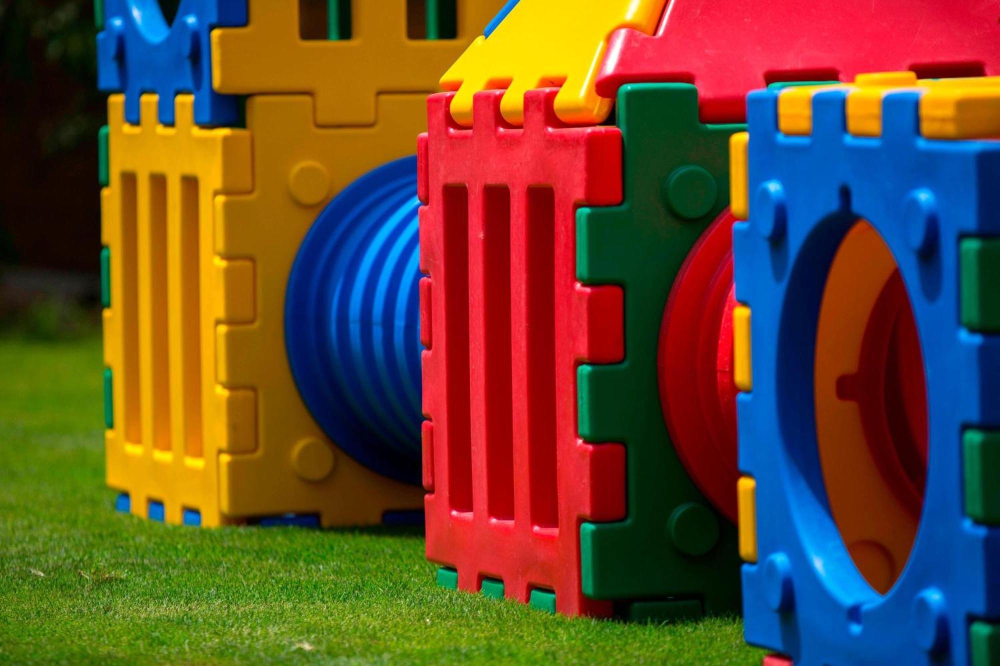 Renaissance Cairo Mirage City Hotel Luaran gambar Playground equipment