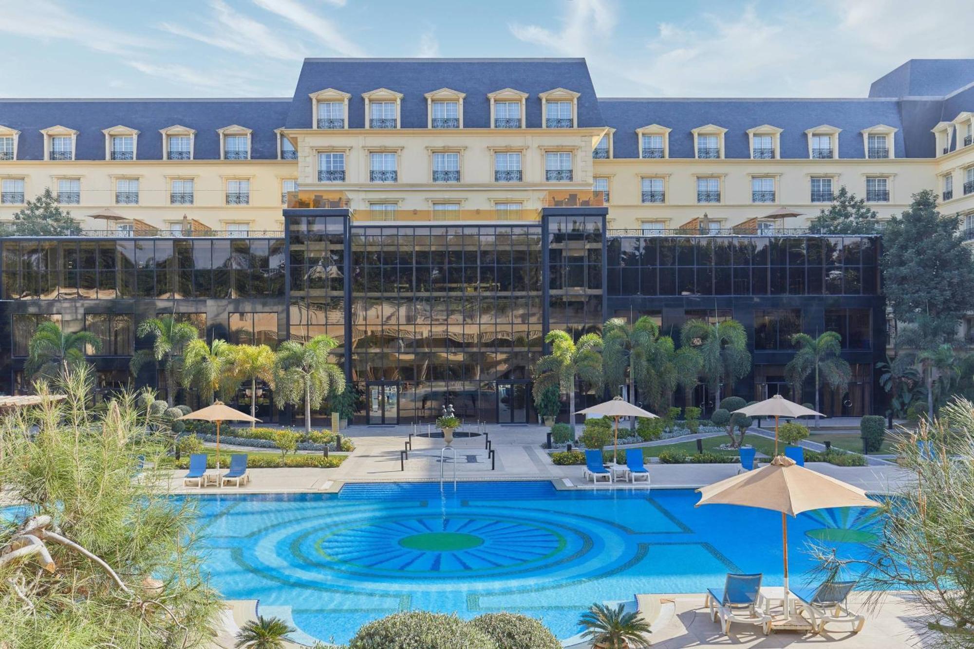 Renaissance Cairo Mirage City Hotel Luaran gambar The hotel's main entrance