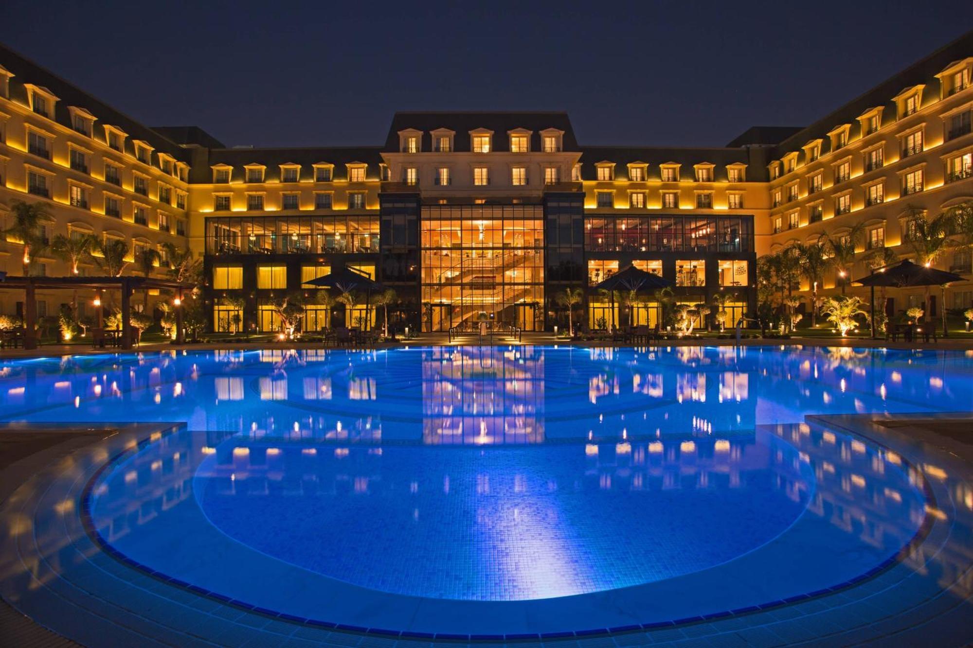 Renaissance Cairo Mirage City Hotel Luaran gambar The pool at the Mandarin Oriental, Sanya